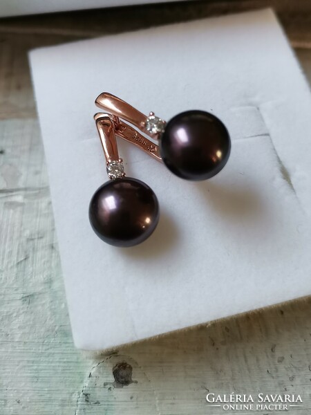 Rose gold-plated silver earrings with genuine black pearls