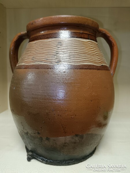 Glazed ceramic pot
