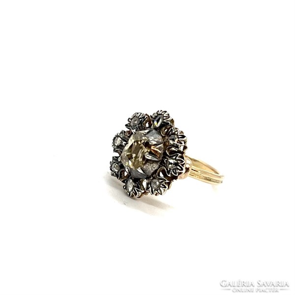 4294. Old gold ring with diamonds