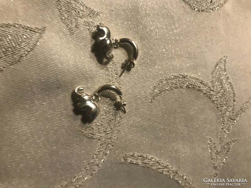 Ezüst (Ag) elefántos fülbevaló pár, jelzett, 2,5 x 1,8 cm  3,5 gr (GYFD)