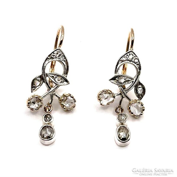 4835. Art Nouveau earrings with diamonds