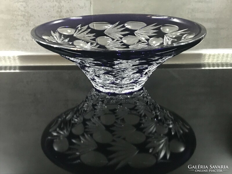 Old lip crystal bowl with deep purple and transparent layers, beautiful carving, diameter 27.5 cm