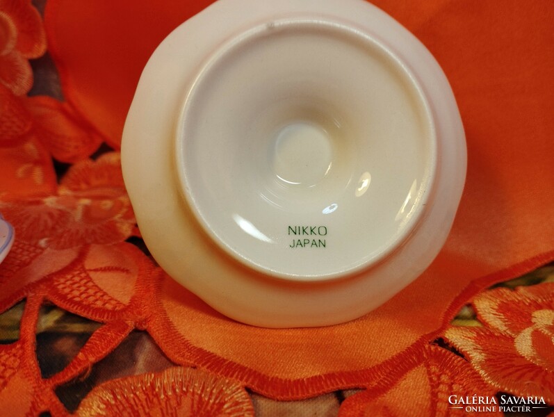 Nikko, minőségi japán porcelán 2 személyes reggeliző, 8 db