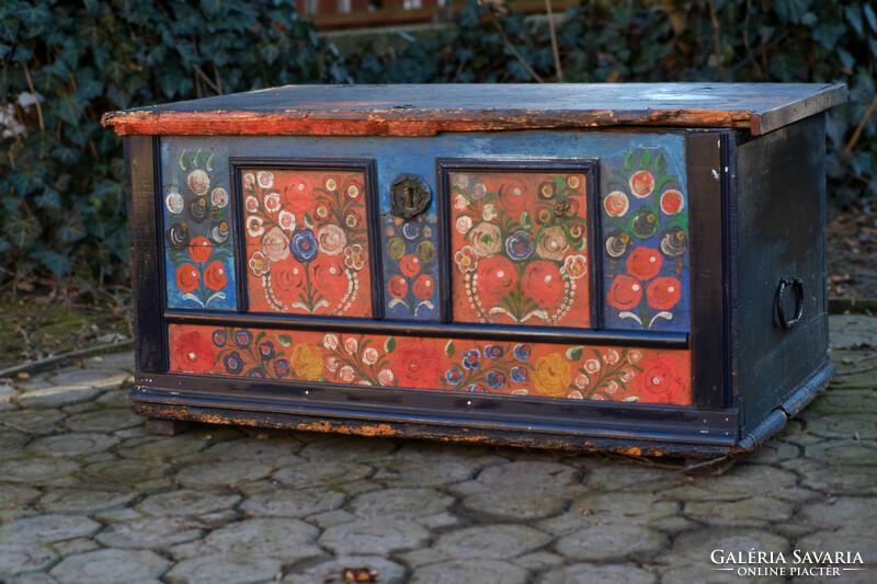 Old painted flowered bee chest, bee chest, mosquito chest