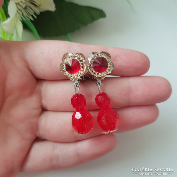 New, flower-decorated, red clip-on earrings