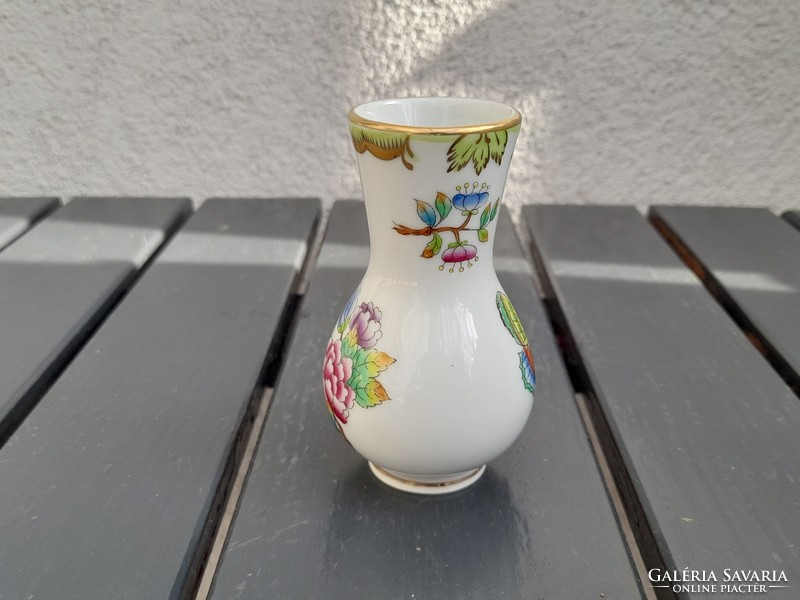 HUF 1, fabulously beautiful Herend richly painted small vase