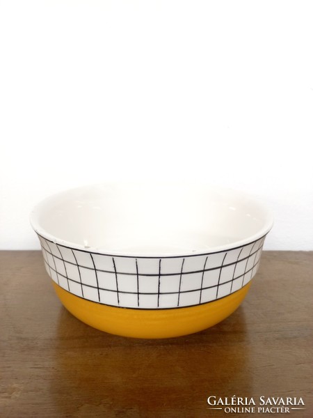 Granite checkered bowl