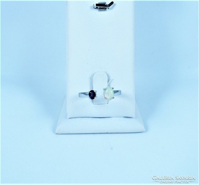 Charming 14k white gold ring with opal and sapphire gems!!!