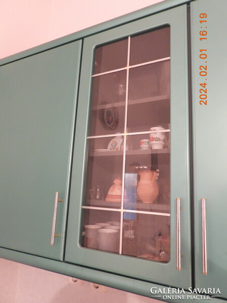 Complete kitchen furniture, with a gas stove at a starting price of HUF 1.00