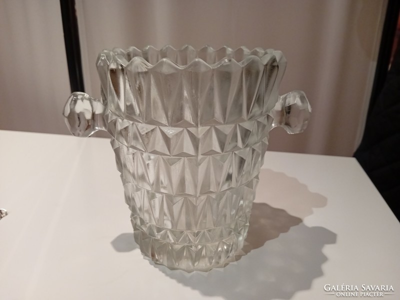 Crystal ice cube holder bucket