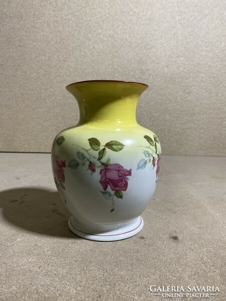 Antik öblös virágmintás hollóházi váza , 20x 15 cm-es. 2250