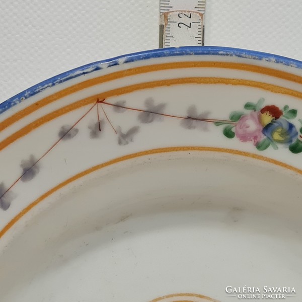 Színes virággirland mintás, kék, sárga csíkos porcelán falitányér (2930)
