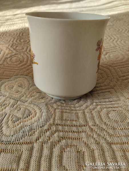 Alföldi porcelain mug with dahlia pattern