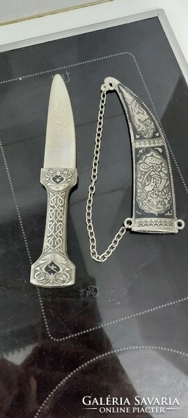Antique decorative dagger