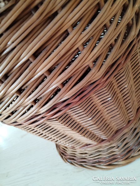 Rattan laundry basket - tropical