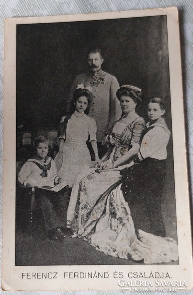 Postcard: ferencz ferdinànd and his family