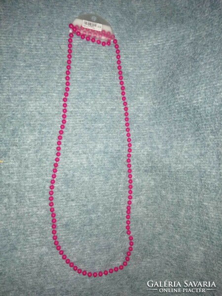 Plastic pearl necklace, 115 cm long