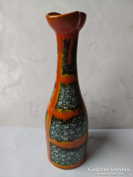 Iparművészeti retro váza, fekete és narancs absztrakt dekorral, hibátlan, 31 cm
