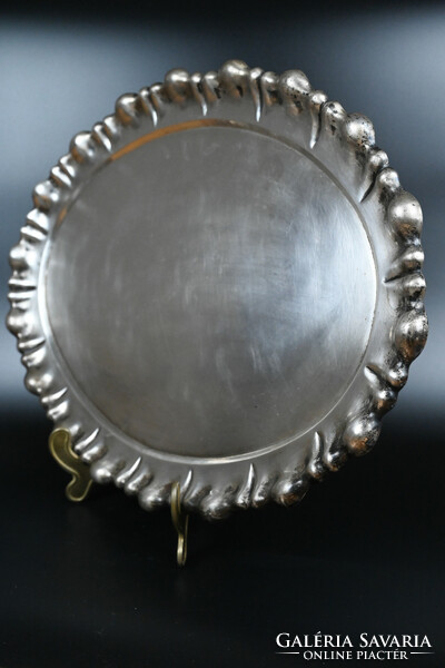 Beautiful, huge blistered silver tray, with Diana mark, 760g