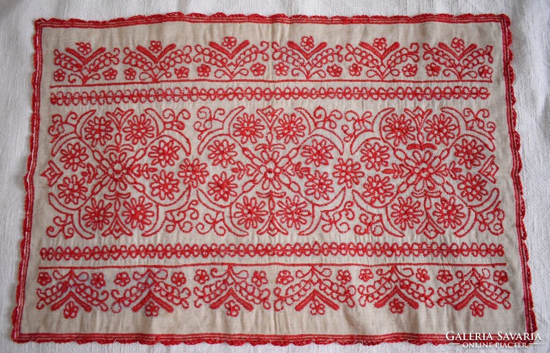 Embroidered linen Transylvanian tablecloth 86 x 56 cm