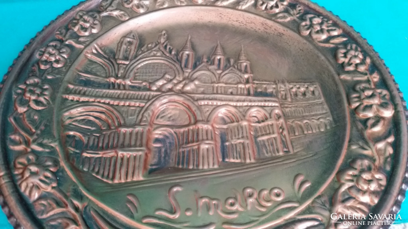Mutatós  falidísz - réz utánzatú préselt fém tálca - Velence feliratos szuvenír dekoráció