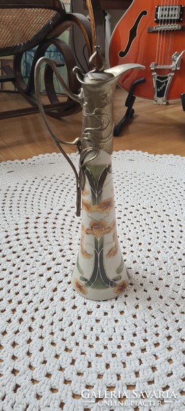 Art Nouveau style vase is new
