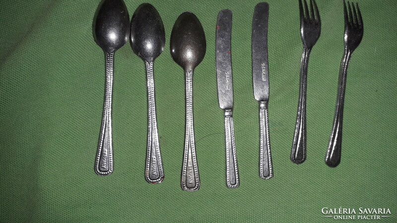 Retro doll role play cutlery set 3 spoons 2 forks and two knives in one 9 cm according to pictures