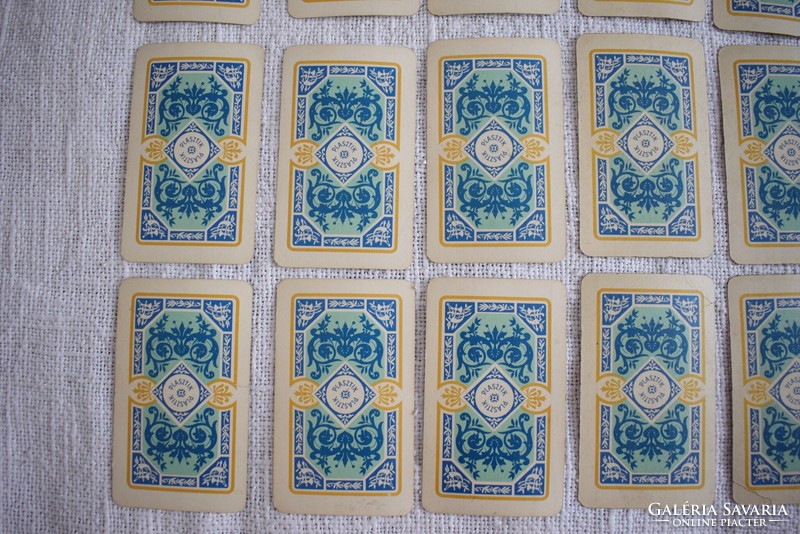 Old Hungarian card plastic 32 cards 10 x 6 cm game, blue