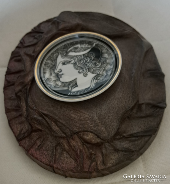 Saxon Endre Hólloháza porcelain in a leather frame