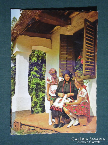 Postcard, busses, folk costume, landscape house detail