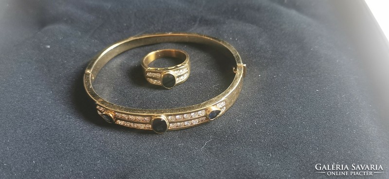 Beautiful gold jewelry set (18k)