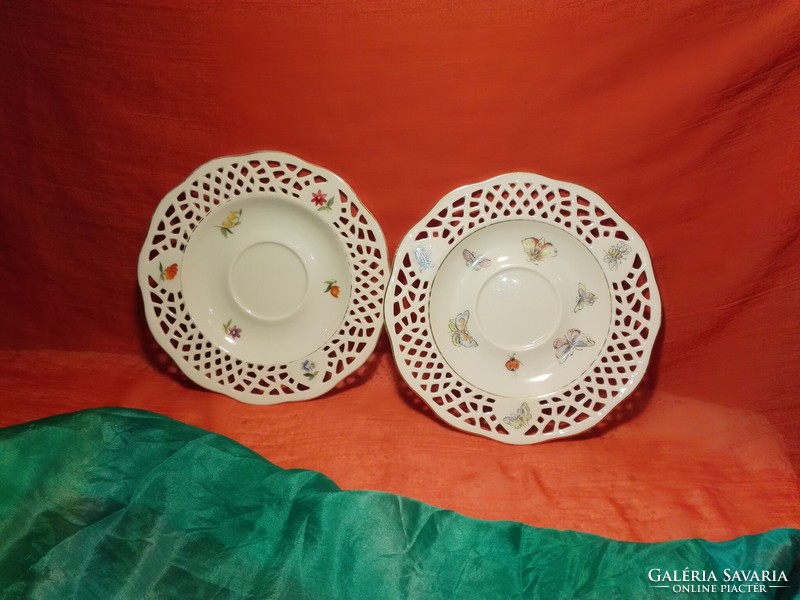 Porcelain with openwork pattern, replacement.