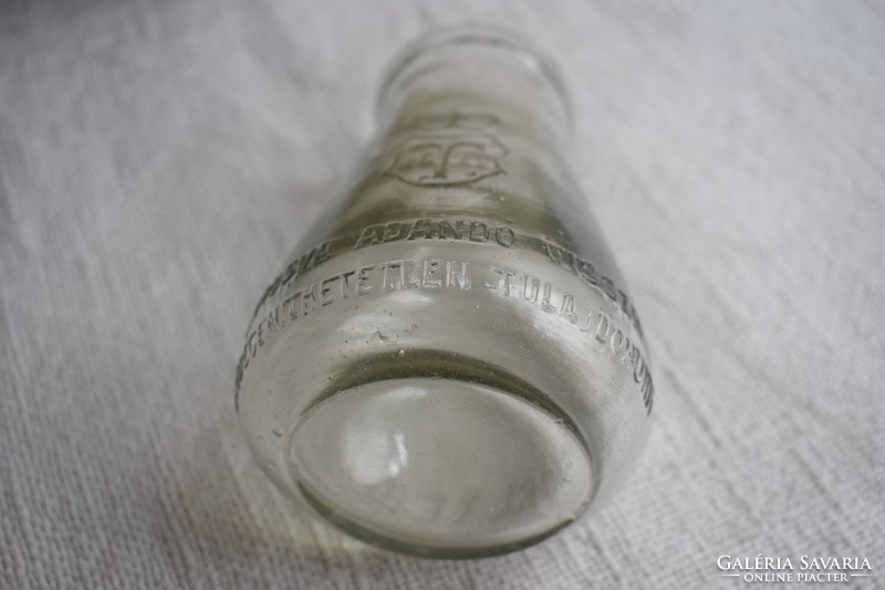 Fővárosi Tejüzem R.T. Yoghurt joghurt üveg 1944 FŐTEJ anyagában mintás savmaratott jelzés Szent