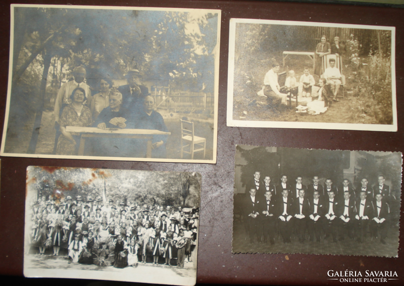 9 régi fotó csoportképek, családi fotó, hölgy, folklór, jelzett is