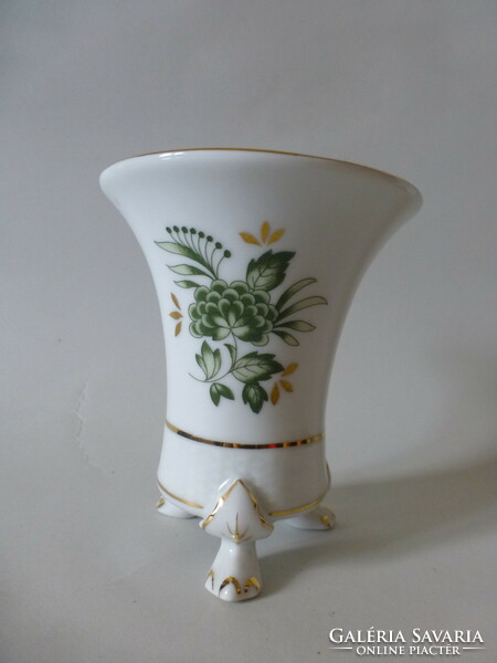 Hollóháza Erika patterned vase with lion's claws