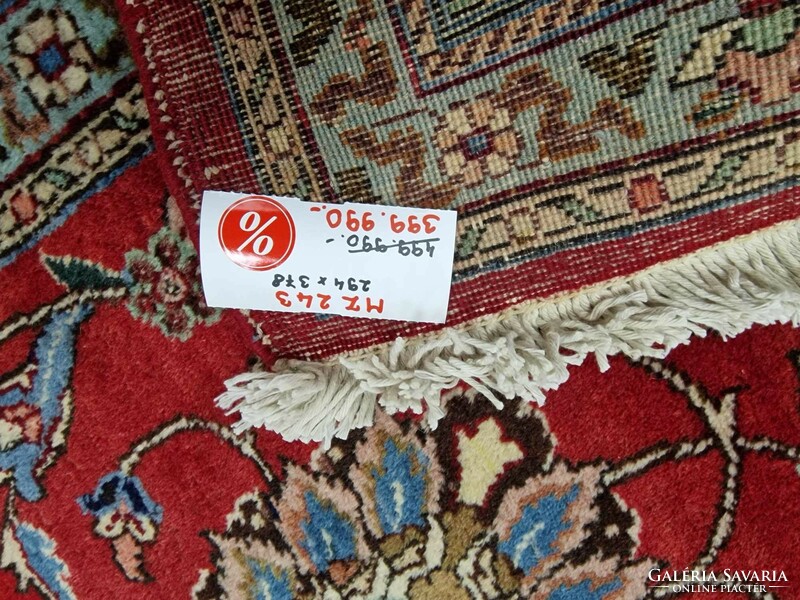 Álomszép szignózott  iráni tabriz kézi csomózású 294x378 cm gyapjú perzsa szőnyeg MZ243