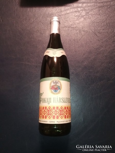 Hagyatékból Tokaji hárslevelű - 1991  10000ft óbuda  Bontatlan üveg bor a 90-es évekből. 0.75 liter.