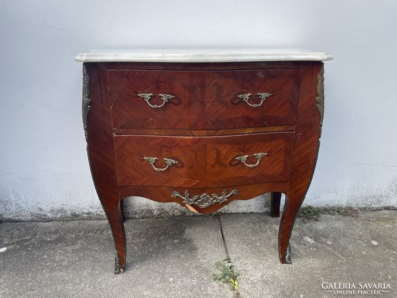 French xv. Louis style chest of drawers.