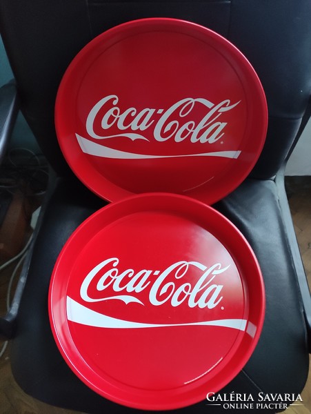 Coca-Cola kerek pincértálca fém nagyméretű.