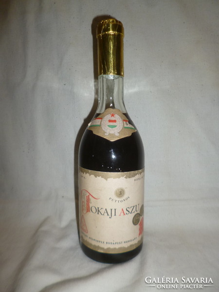 Old Tokaj 3-putton wine 0.5 liter aged around 60 years
