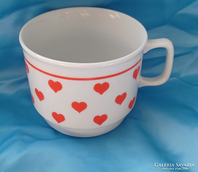 Zsolnay retro mug with red heart