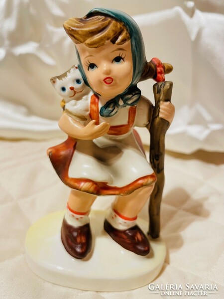 Vintage lefton hand-painted Taiwanese porcelain figure - alpine hiker girl with cat