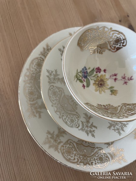 Wonderful Bavarian breakfast tea cup set, trio