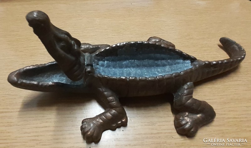 Krokodil hamutartó 22 cm