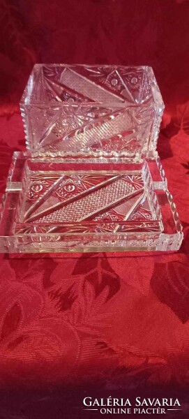 Crystal cigarette holder ashtray with lid (12 x 10 cm)