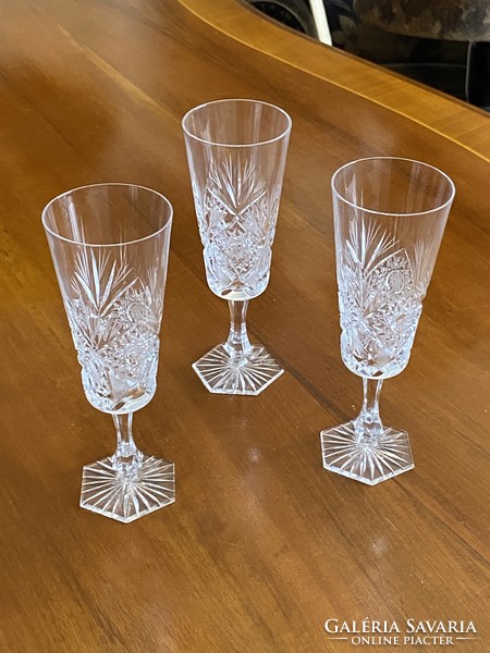 3 pcs cut crystal champagne glass with base 18 cm
