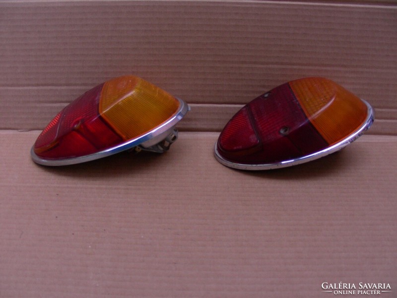 Pair of original 1961-1973 Käfer beetle-back rear lights