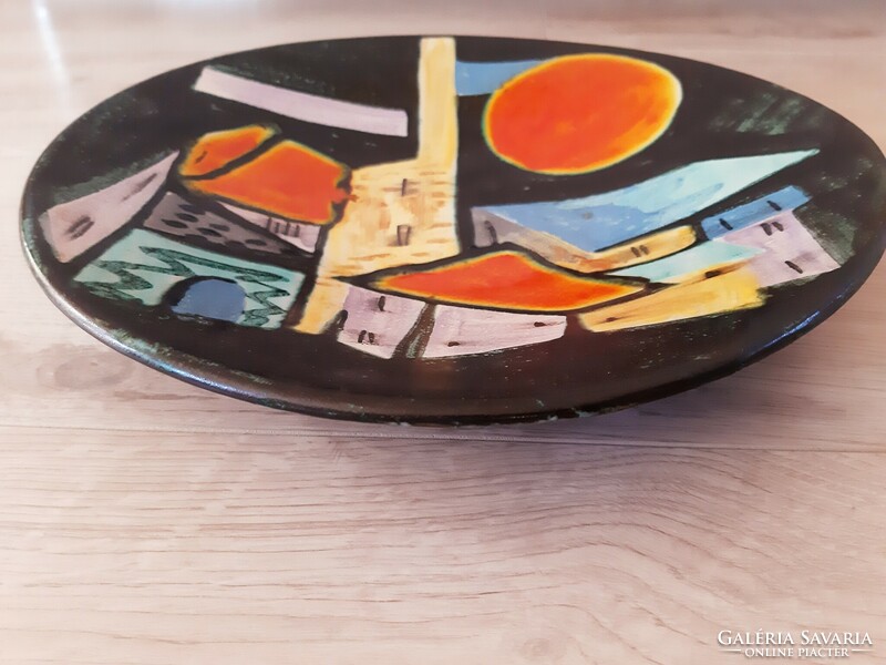 Zsuzsa Györgyey (1931-2006) ceramic wall plate with cityscape