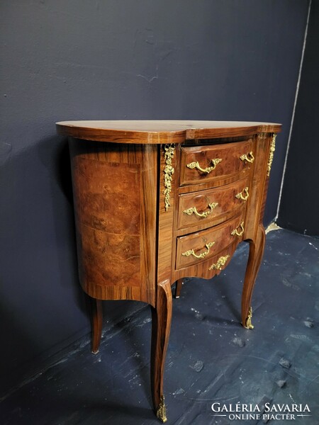 Emprie kidney-shaped chest of drawers with 3 drawers