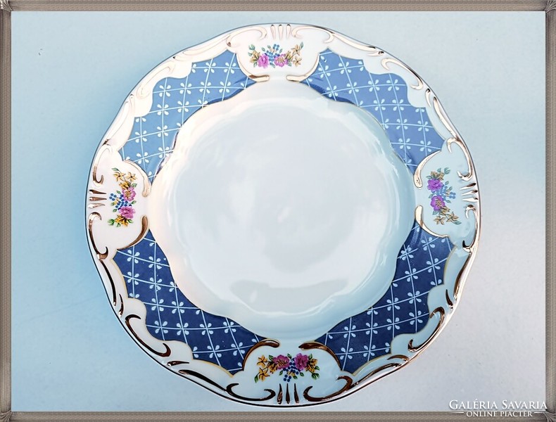 Zsolnay porcelain marie antoinette small plates in new condition